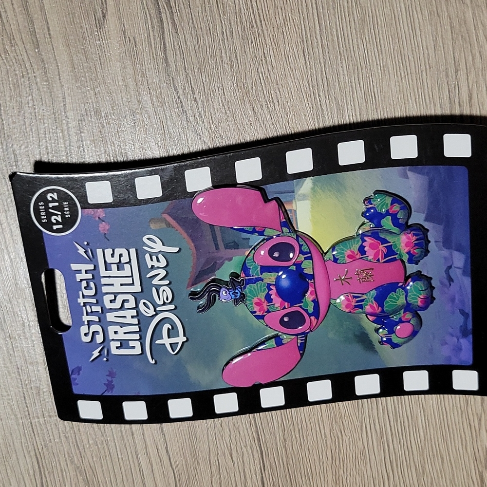 Stitch Crashes Disney Mulan Pin Series 12/12